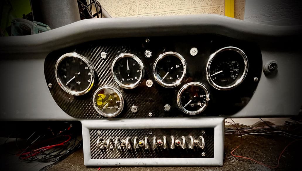Dashboard dials Daytona Coupe